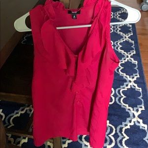 Light weight tank with ruffle detail
